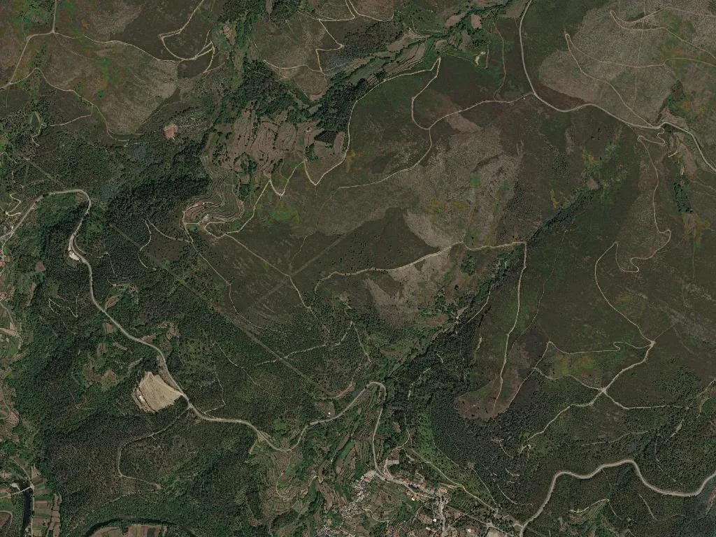 União das freguesias de Parada de Ester e Ester