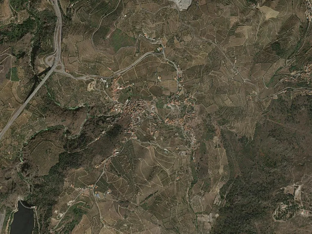 União das freguesias de Parada do Bispo e Valdigem